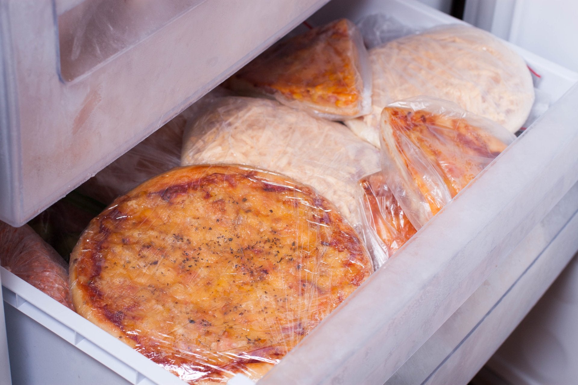 freeze-leftover-pizza-best-ways