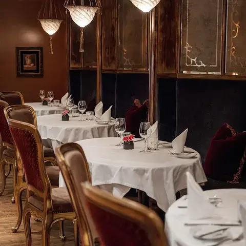 Bacchus Restaurant &amp; Lounge