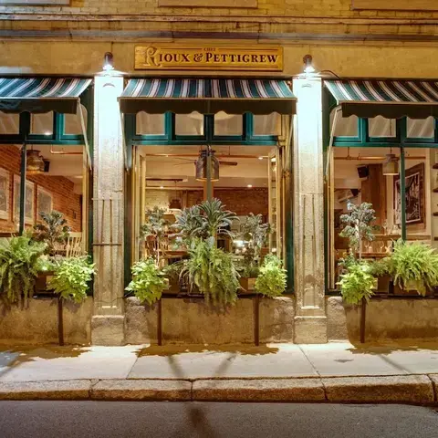 Chez Rioux &amp; Pettigrew