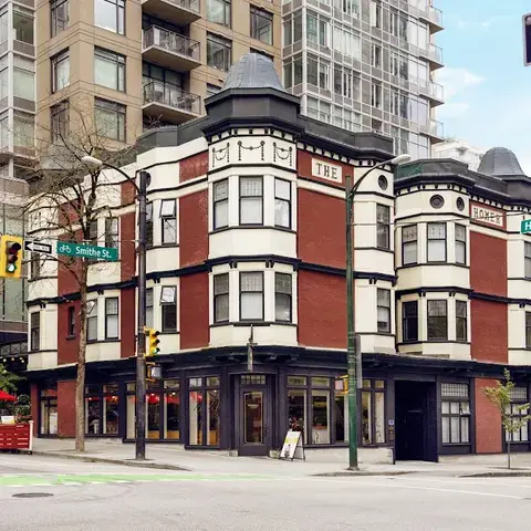 Homer St. Cafe and Bar