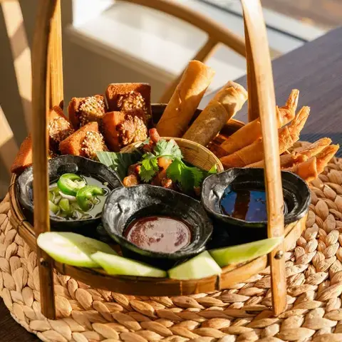 Zab Bite - Thai E-Sarn Cuisine