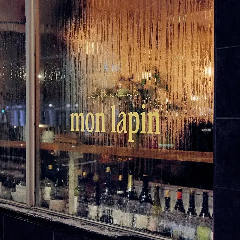 Exterior window of Mon Lapin.