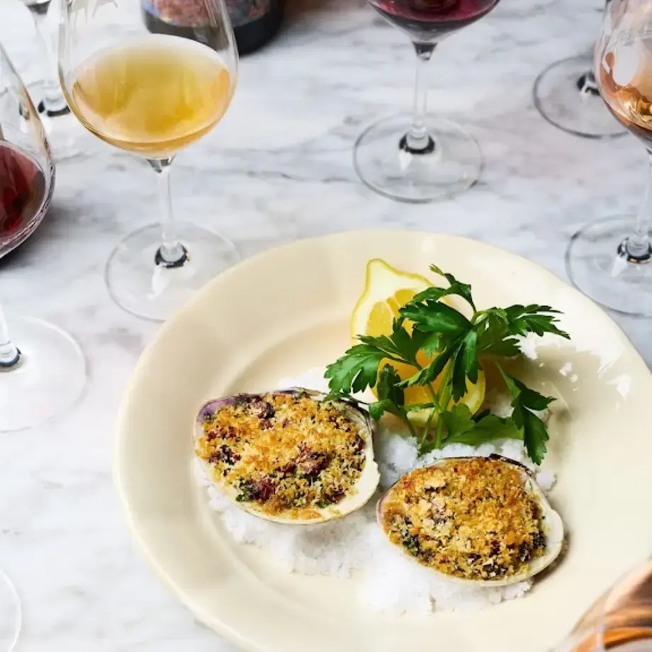 Arlo Wine &amp; Restaurant