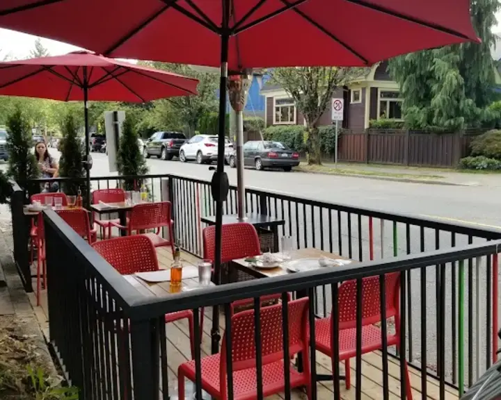 Via Tevere Pizzeria Victoria Drive